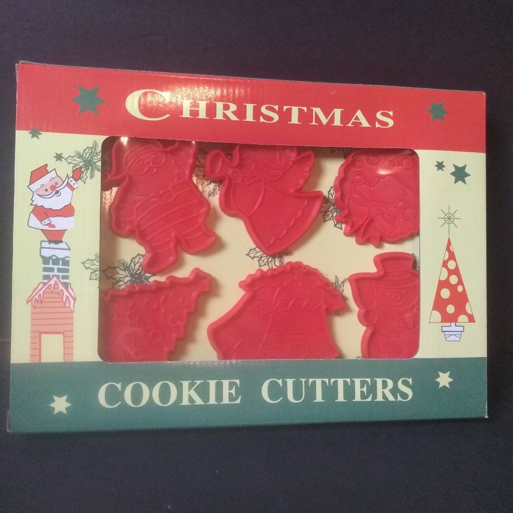 Vintage Cracker Barrel cookie cutter set